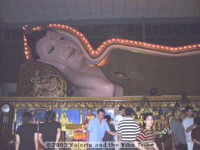 sleepingbuddha.jpg